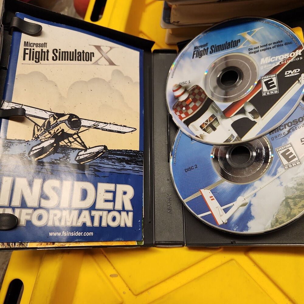 Microsoft Flight Simulator X Game For Windows PC DVD Includes Key & Manuals - Picture 5 of 5